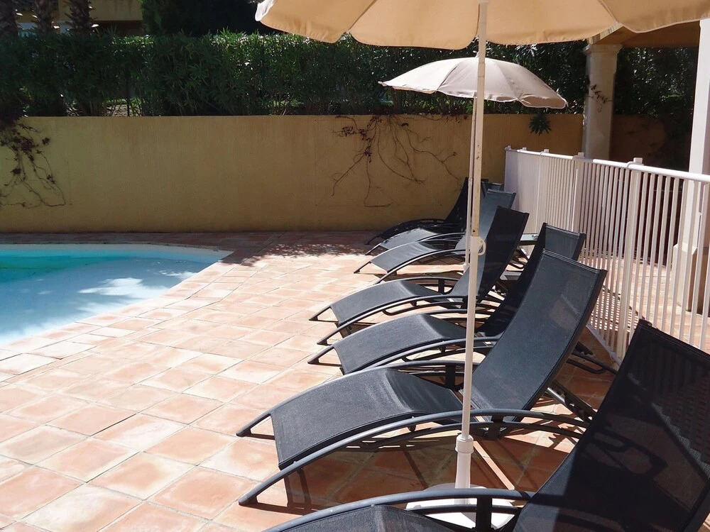Tidy Appartment With Dishwasher and AC, 10 km From the Beach