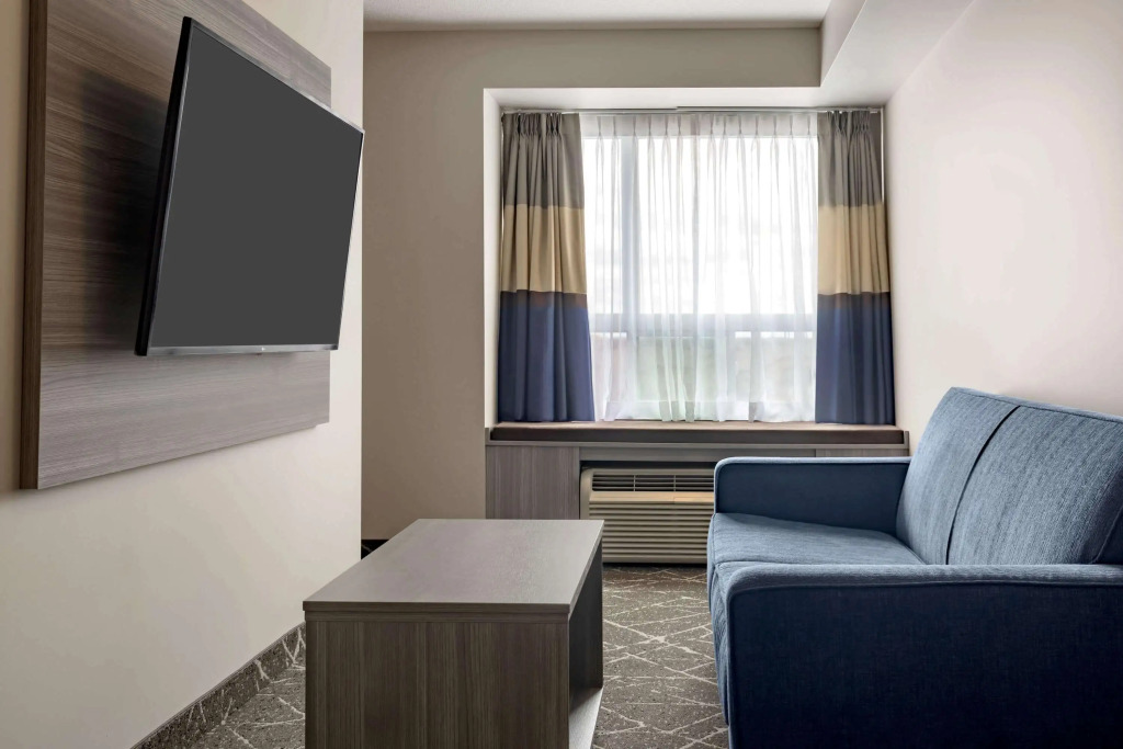 Microtel Inn & Suites by Wyndham Lloydminster