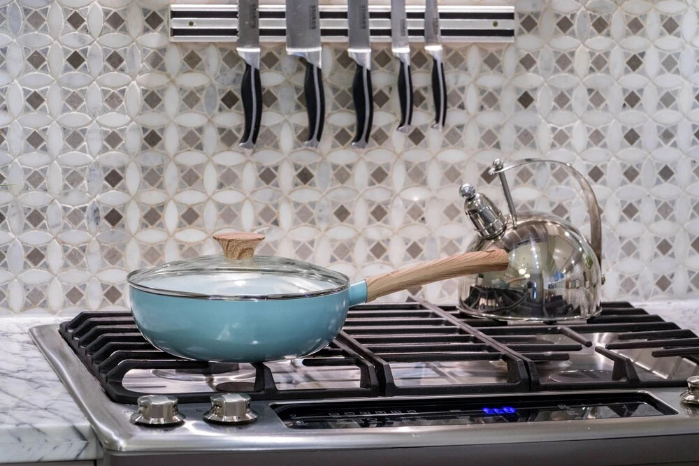 QuickStay - Chic & Modern Townhouse in Little Italy