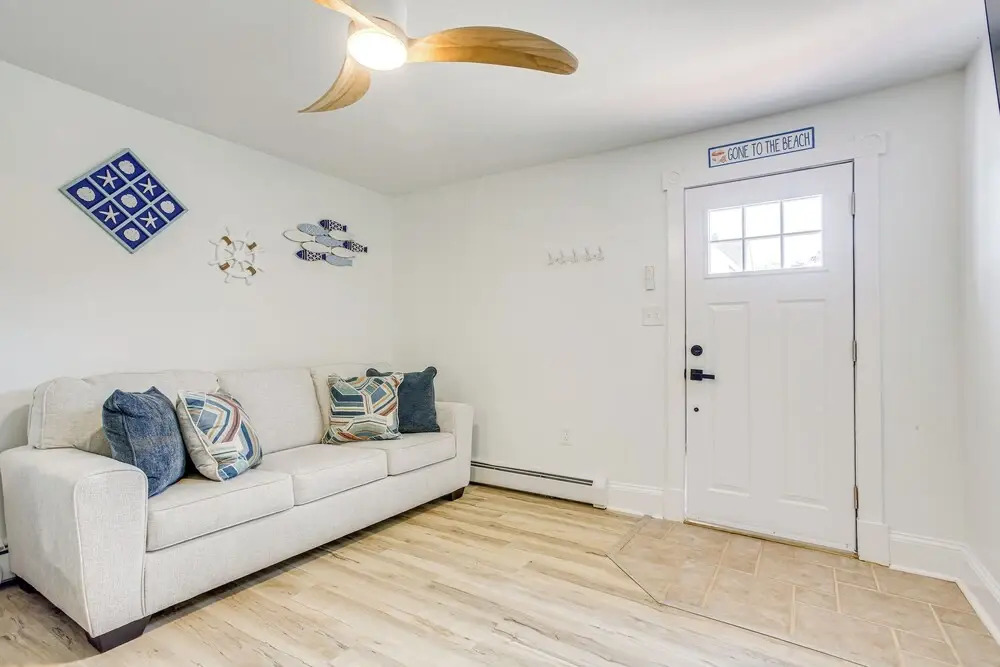 Walk to Beach: Somers Point Apartment!