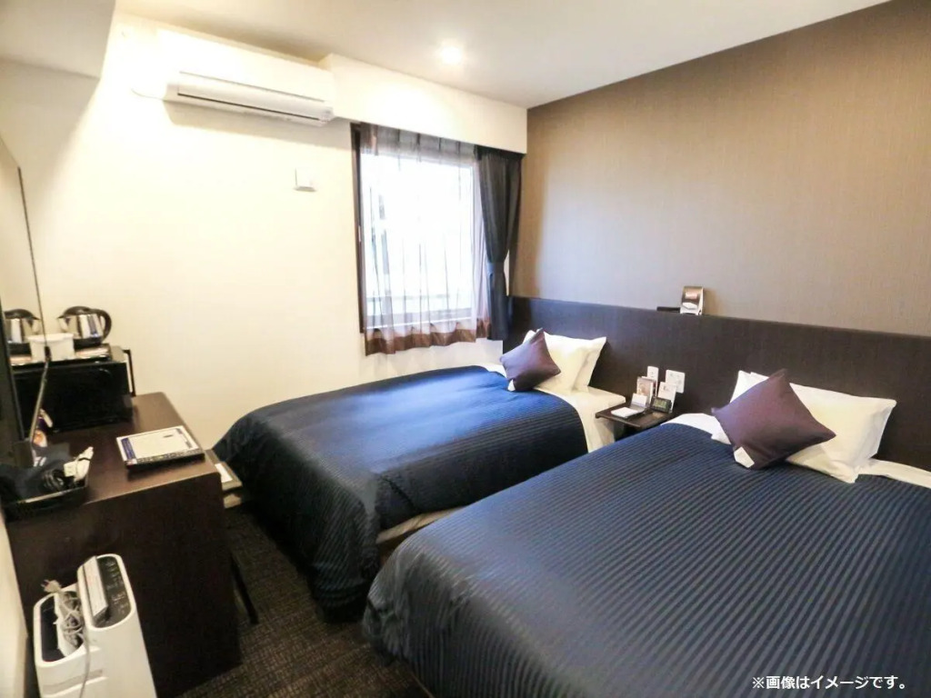 HOTEL LiVEMAX Hiroshima Funairimachi Riverside