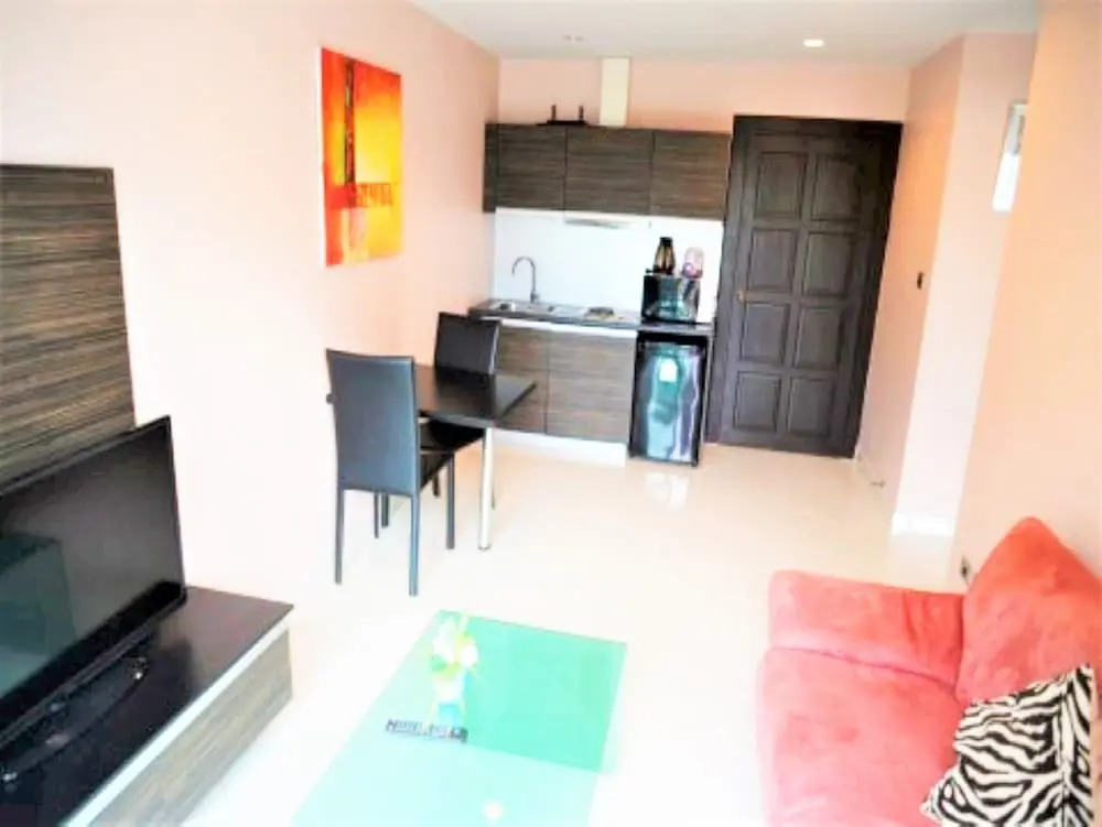 Park Lane Resort Jomtien - Condo Sleeps 2