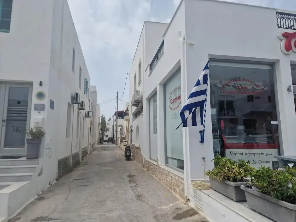 Belva Blue Naxos in Naxos