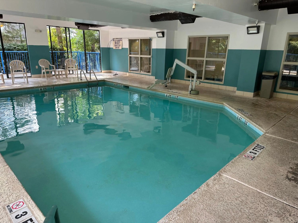 Holiday Inn Express And Suites - Myrtle Beach