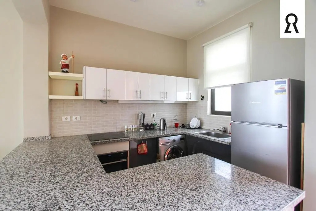 Luxurious 3br Lakefront Town-House (Tawila)