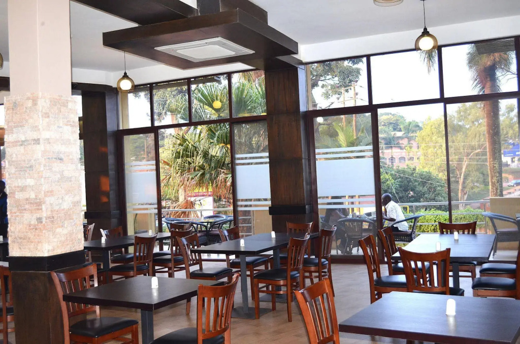 Hillside Plaza Hotel