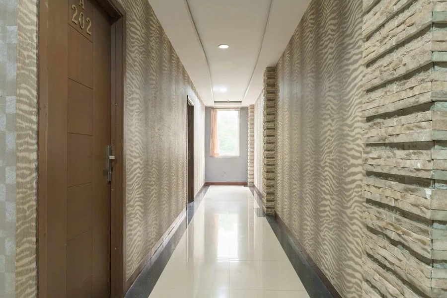 RedDoorz Plus near Lippo Cikarang Mall