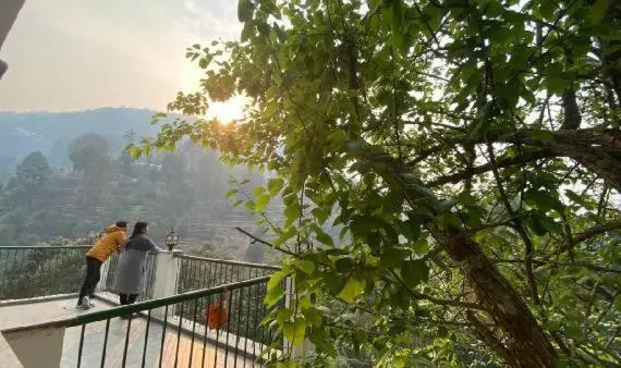The Himalayan Living