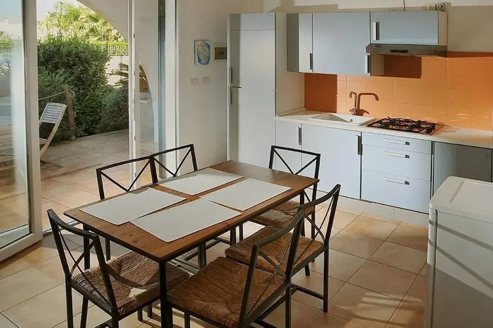 Apartment 3 With Pool And Sea View