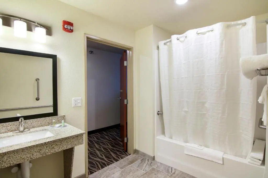 Cobblestone Inn & Suites Fairfield Bay