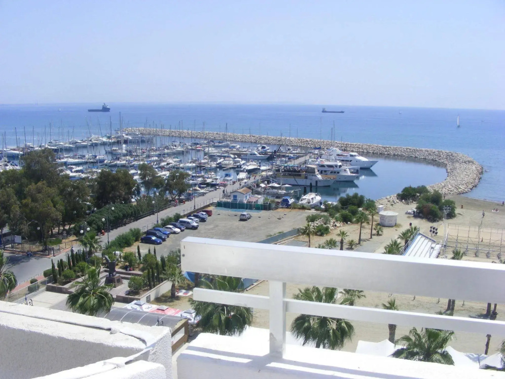Sun Hall Beach Hotel Apartments