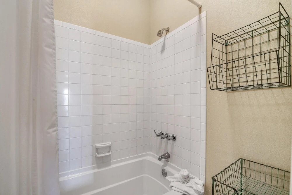 Molokai Villas Riverside 7A