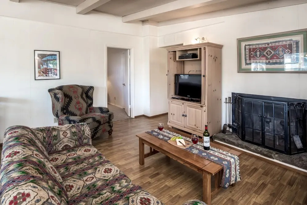 101 Kyle Street-three-bedroom
