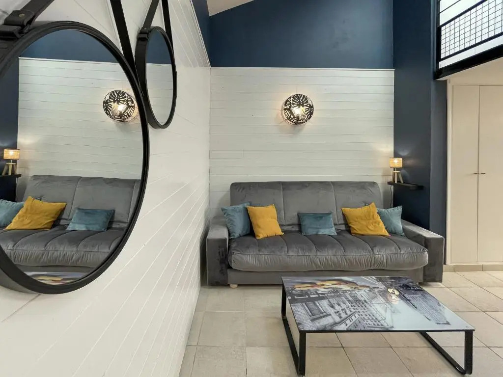 BH - LOFT FLEURI - New 4 People Very quiet