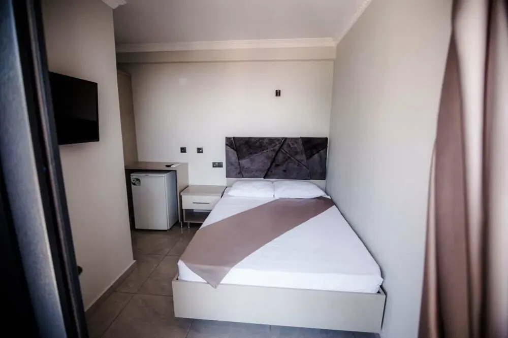Madame Fijen Hotel