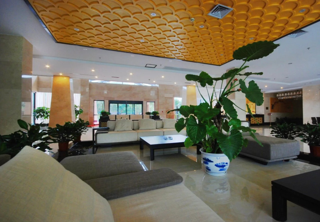 Ming Feng International Hotel