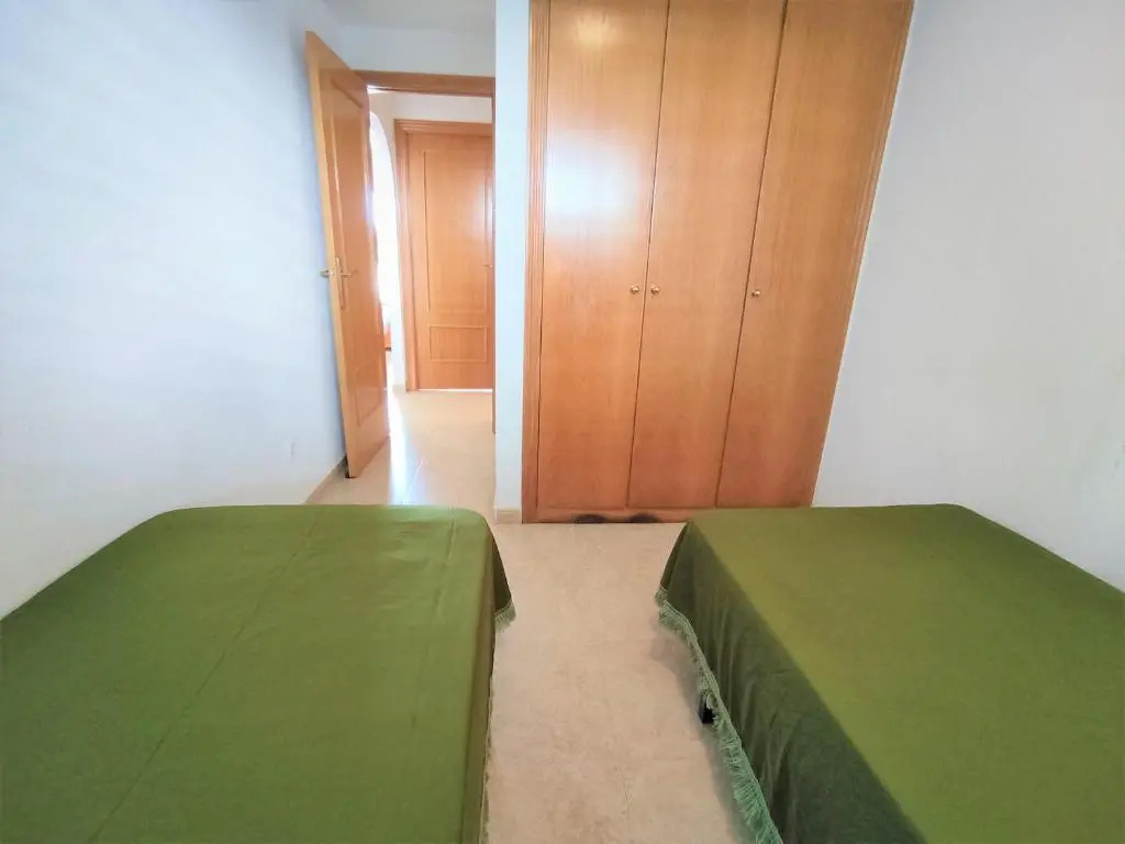 BAJO CON JARDIN Apartamentos Canaret ALBERT VILLAS