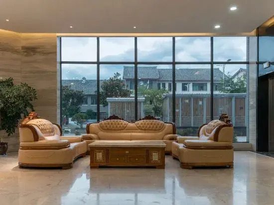 Gaoqiu Zhijia Holiday Hotel