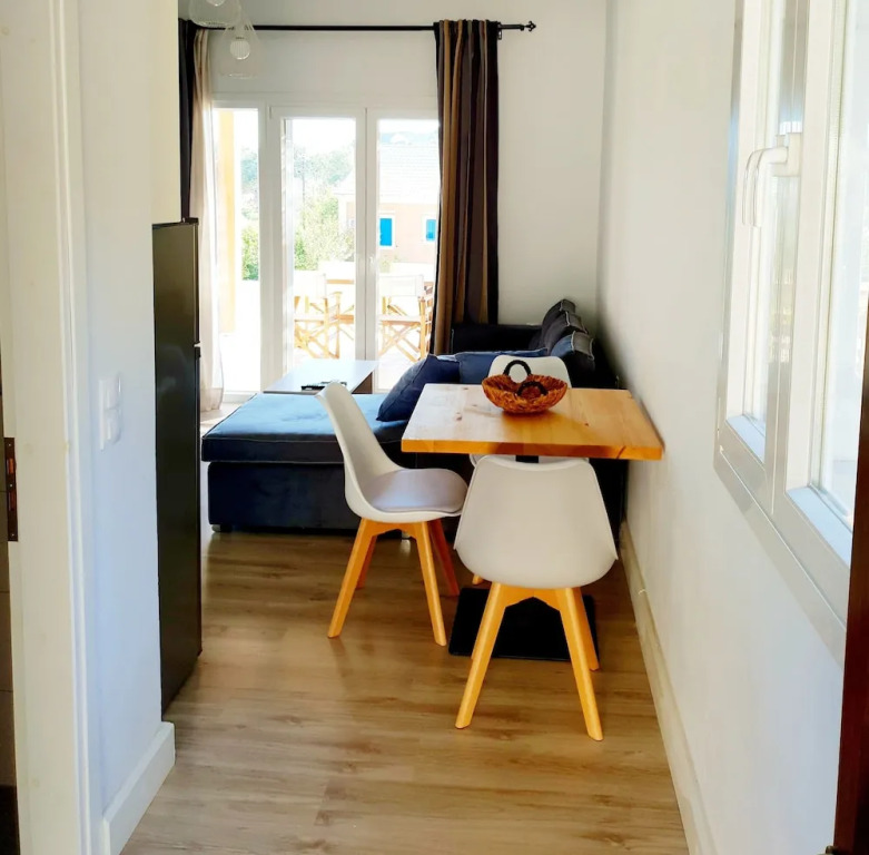 Reiki Luxury Villas