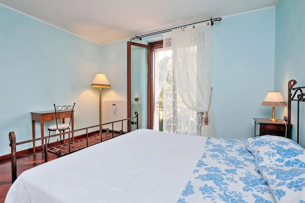 Wonderful villa with panoramic view and private swimming pool