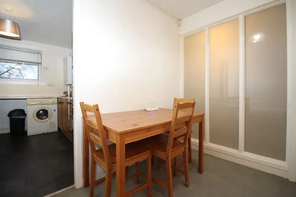 NEW 2BD Flat With Garden Views - West End Glasgow