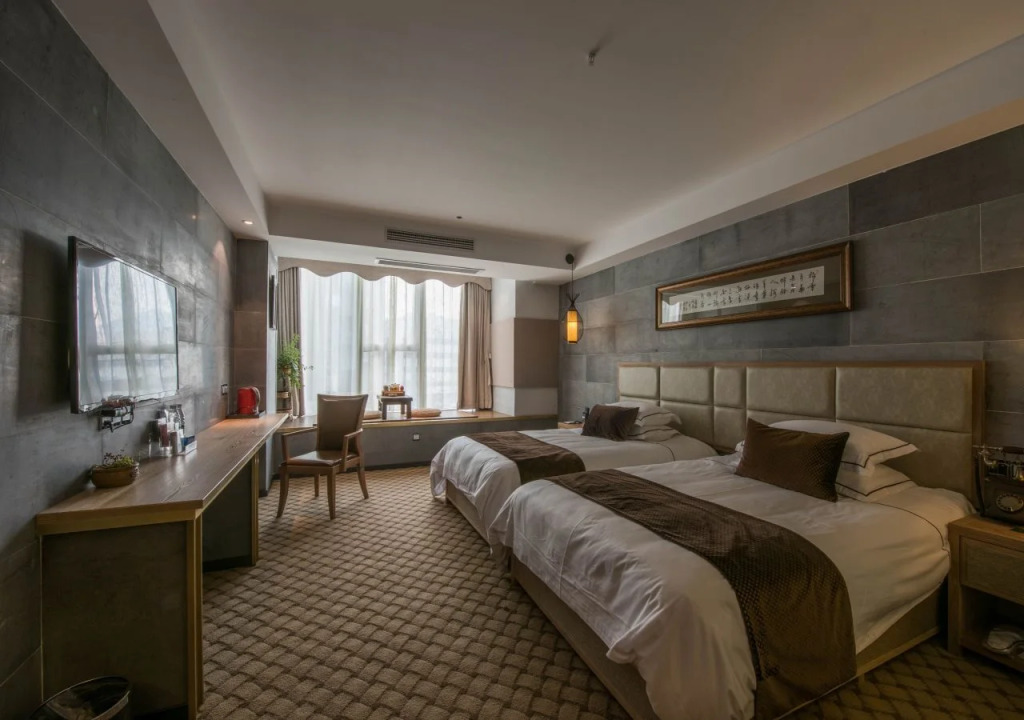 SHOWSE Wellness Hotel