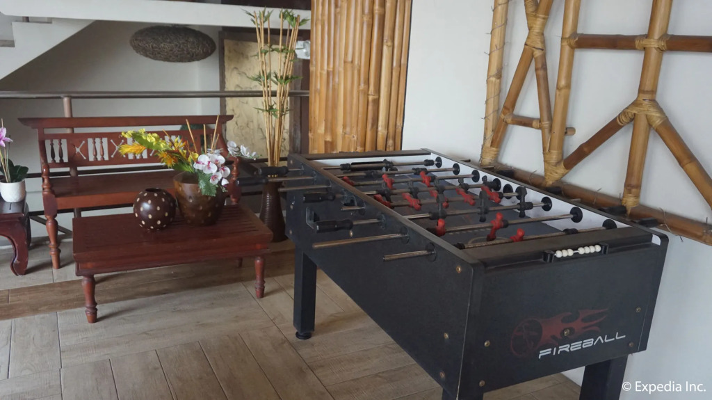 Score Birds Hotel