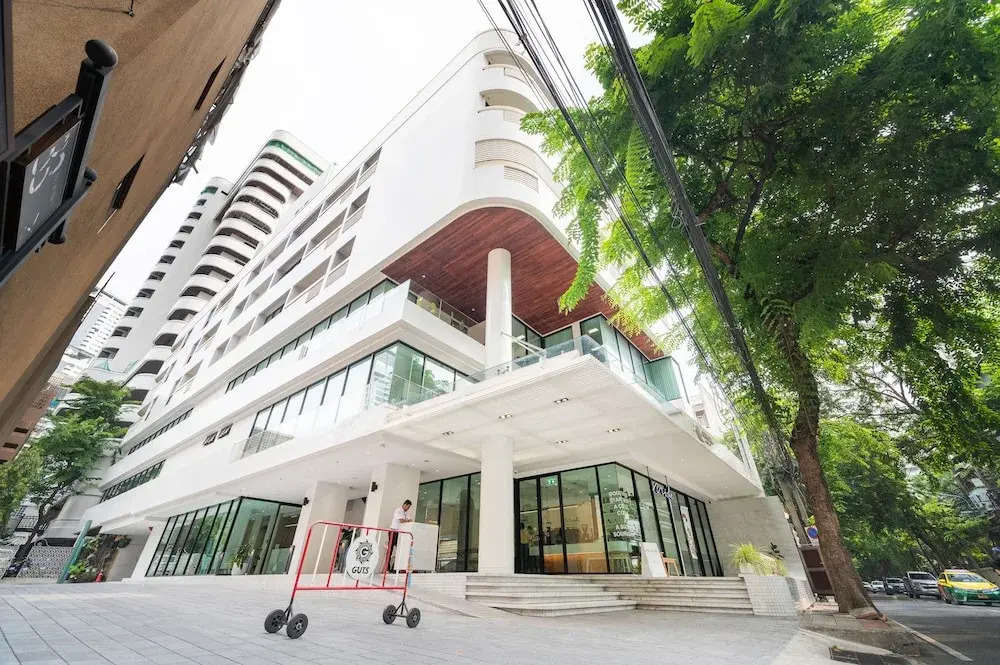 LiveZen Bangkok Sukhumvit
