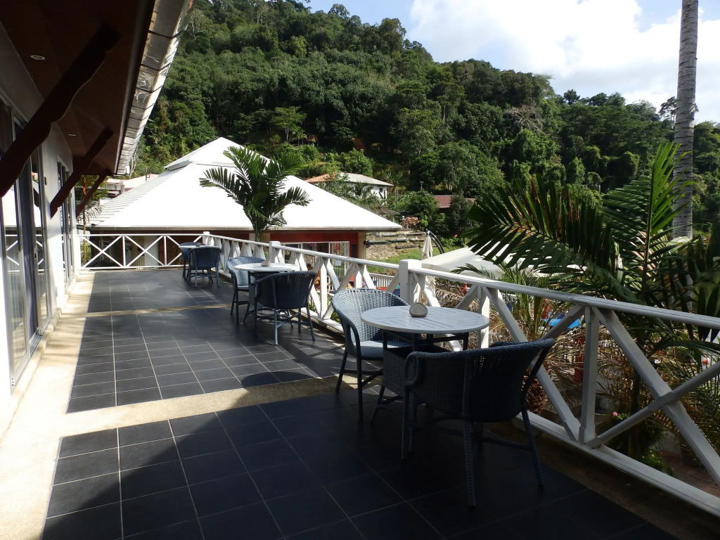 Serenity Lakeside Resort