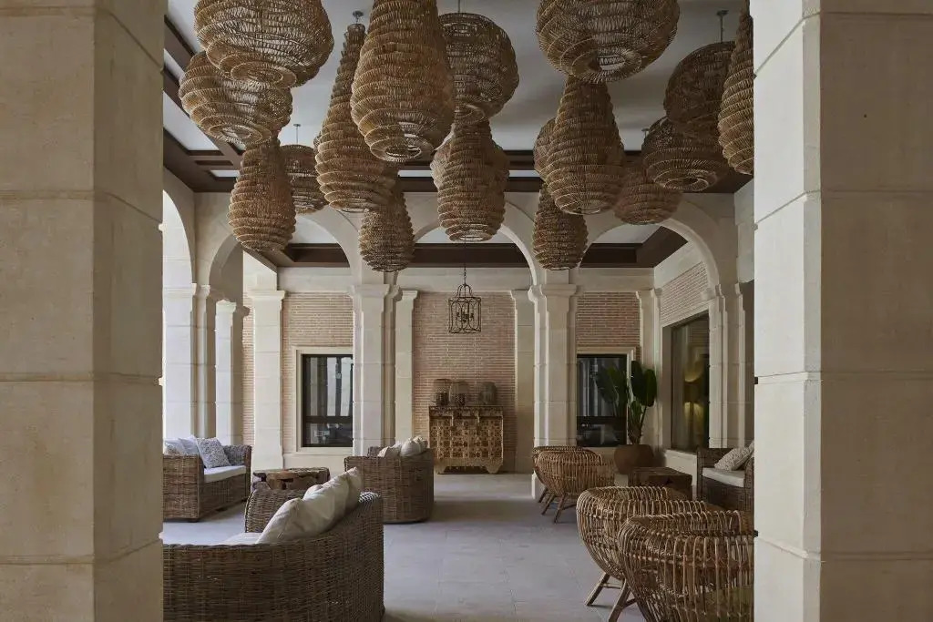 Ansares Hotel
