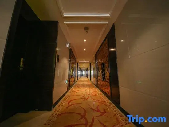 Wuwei Yunxuan Hotel