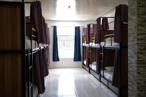 Ragamuffin Hostel & Coffee Bar
