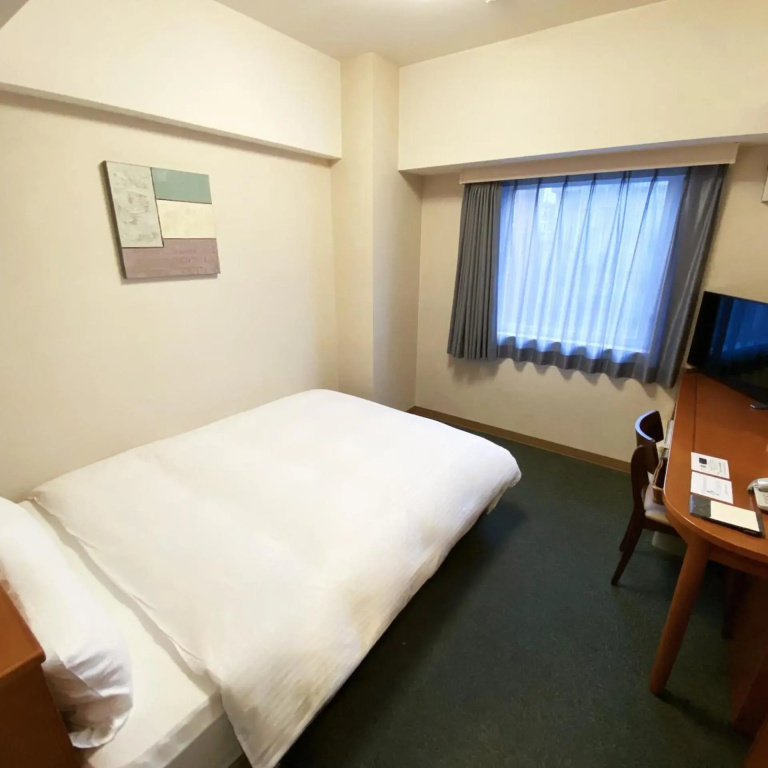 Hotel Route-Inn Fukaya Ekimae