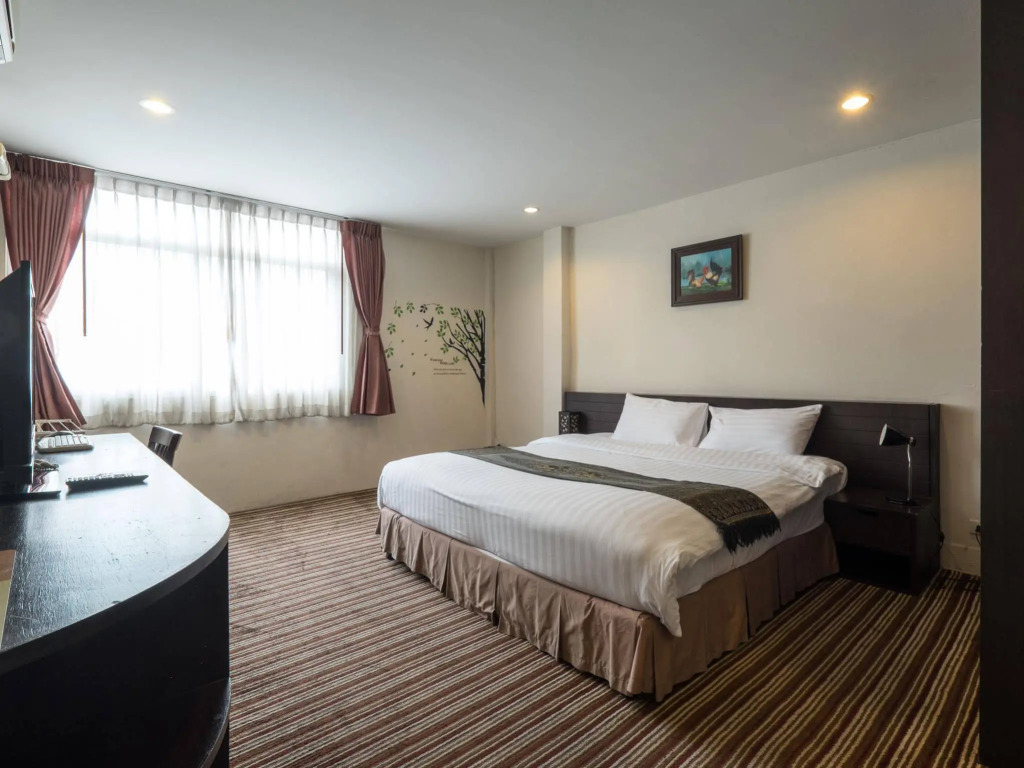 Cozy at Ten Hotel Bangkok