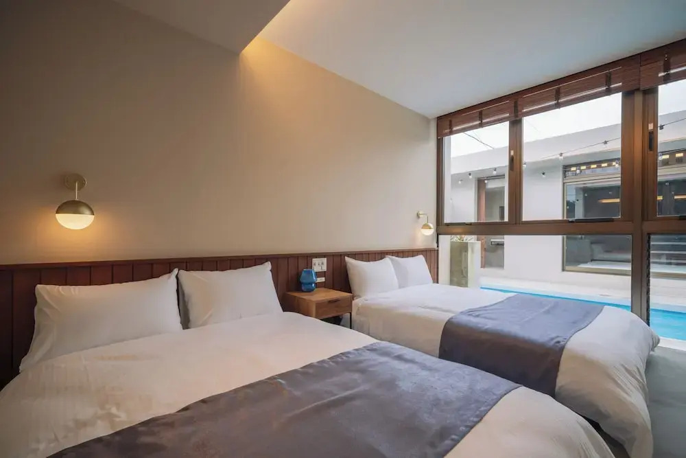 Reflexion Villas GLANZ by Relapool