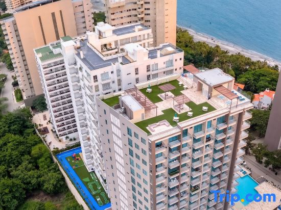 13th Floor · Mountain & Sea View · Pool · 2 min to Beach