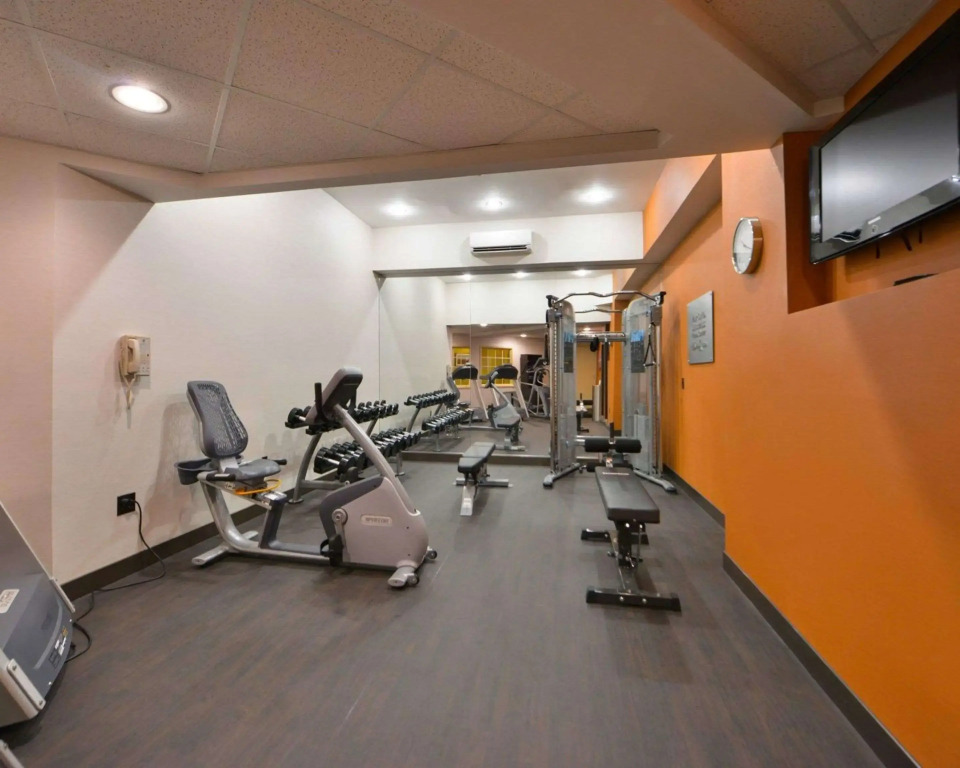 Comfort Suites Chincoteague Island Bayfront Resort