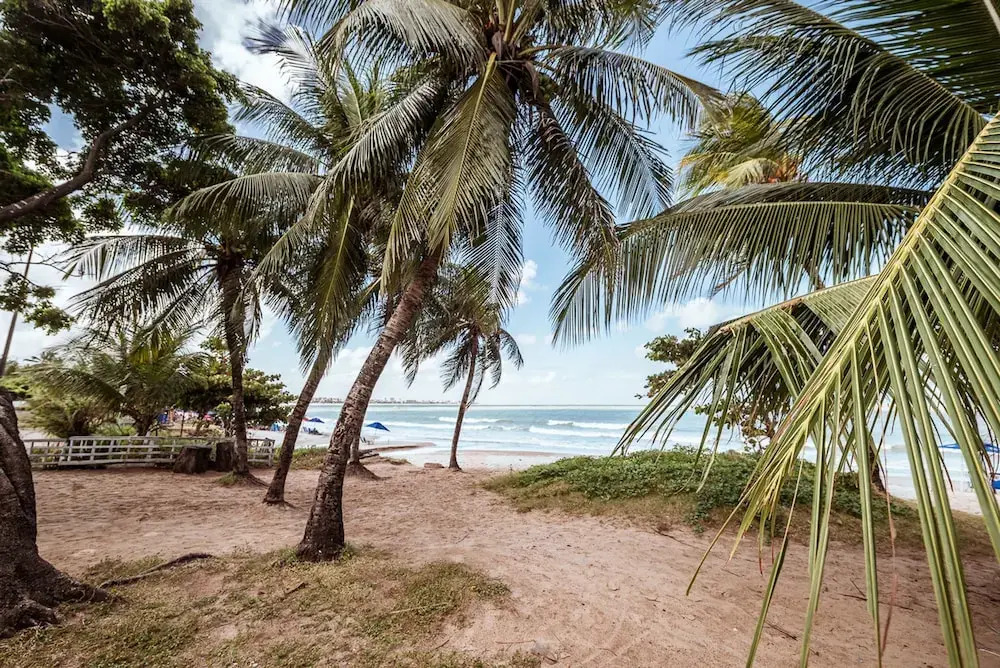 Apartamento com Garagem a 200m da Praia do Bessa