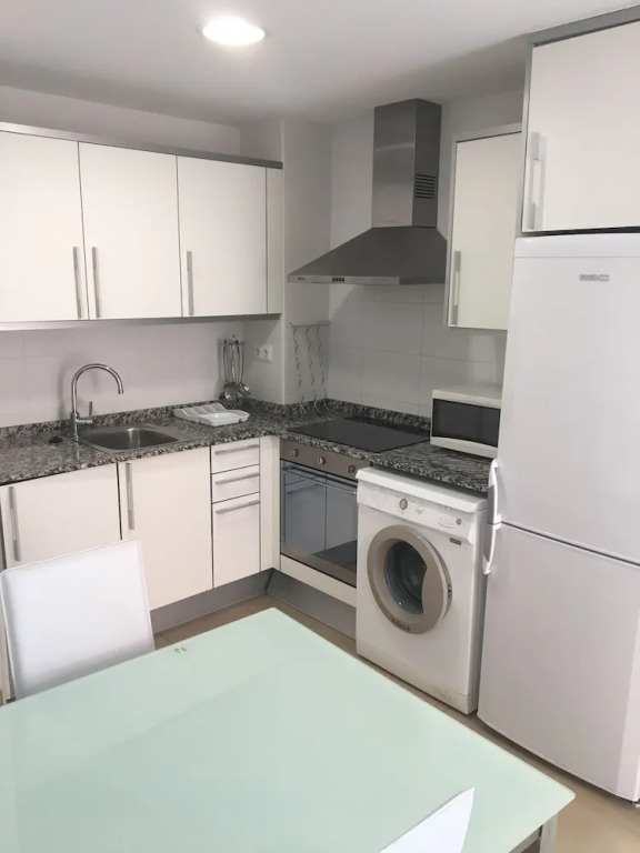 Agora Apartamentos La Volta