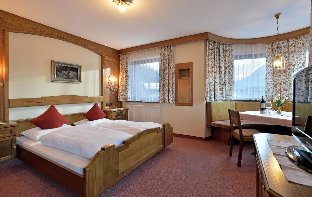 Montana Apartments Mayrhofen
