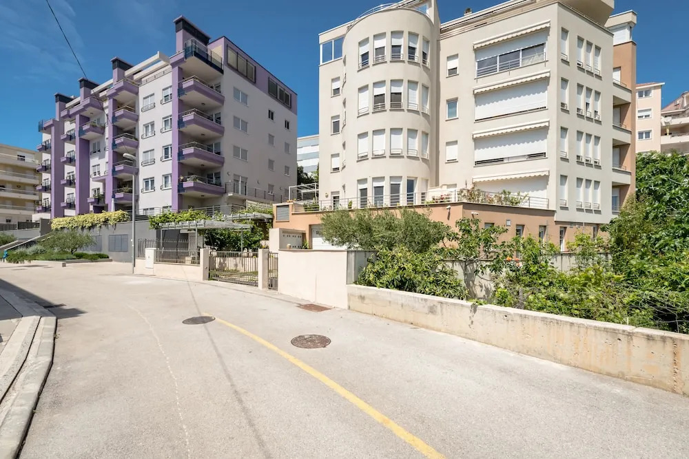 Znjan beachfront apartments Split