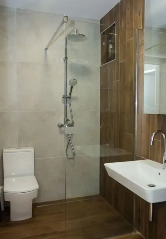 FM Luxury 1-BDR Apartment - Stylish Retreat