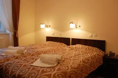 Solanki Medical SPA