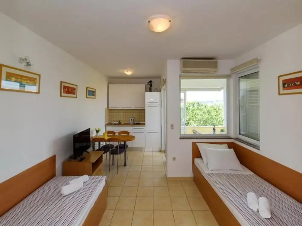 Alluring Apartment in Sukošan near Sea
