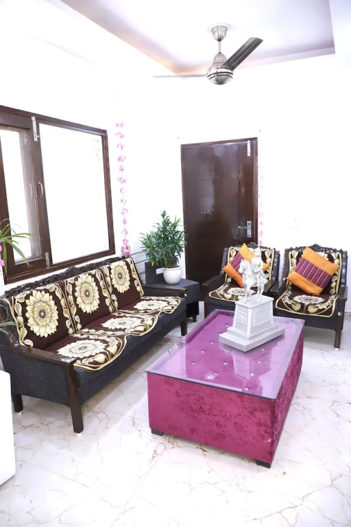 Fortune Home Service Apartment 1Bhk,L-36B, Saket