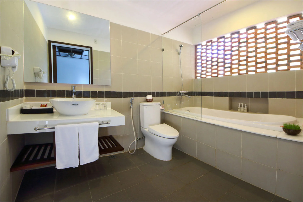 Tam Thanh Beach Resort & Spa