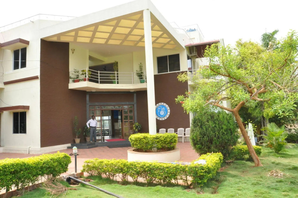 KSTDC Hotel Mayura Gaganachukki
