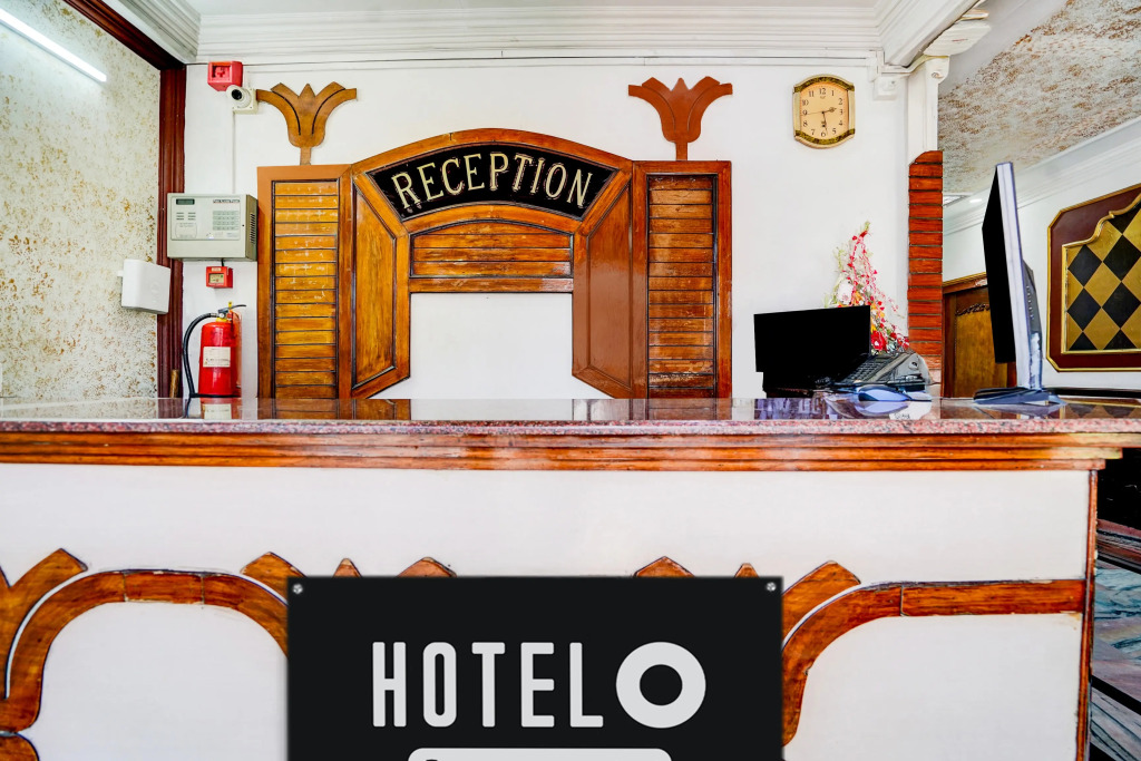 Super Hotel O Hussainganj Near Vidhansabha