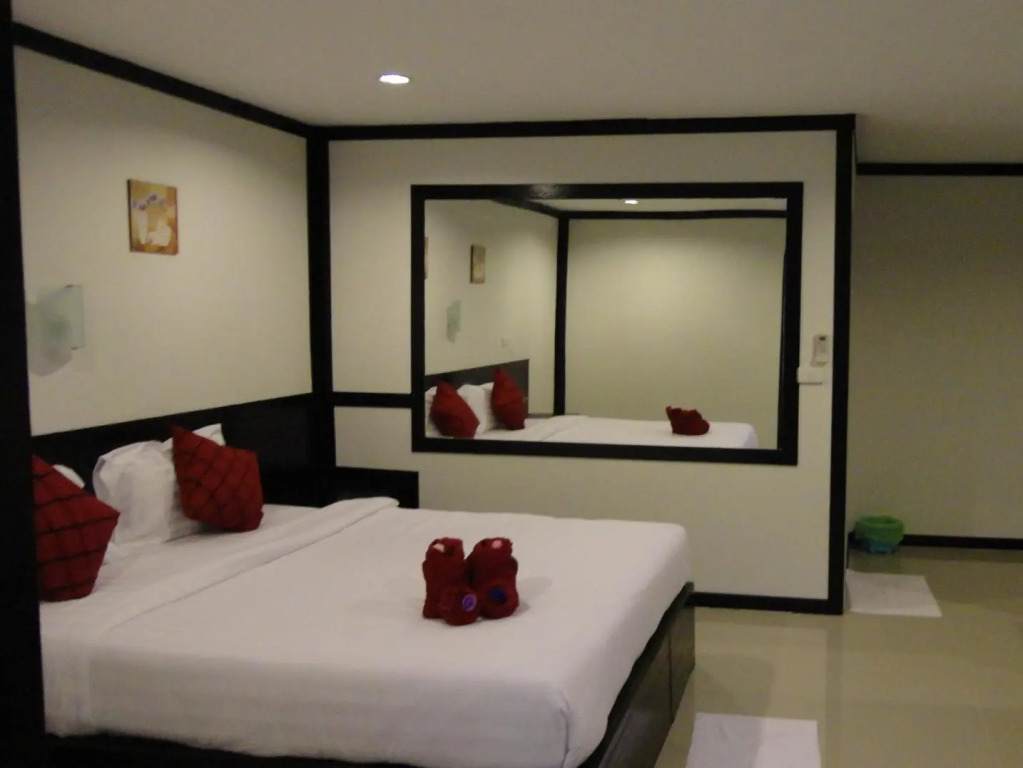 Love You Resort