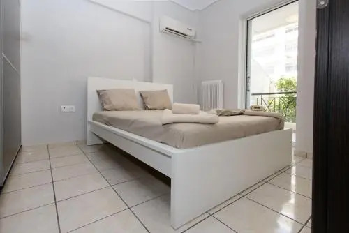 Apartment & Parking 100m Kerameikos Metro